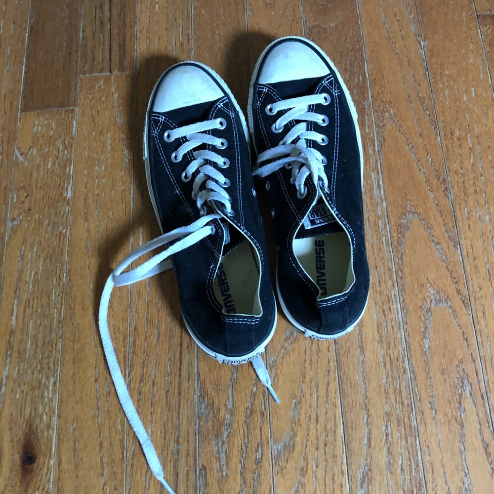 Black converse